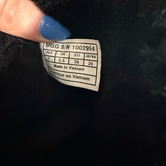 Women’s Bailey Bow Ugg Boots - Picture 7 of 7